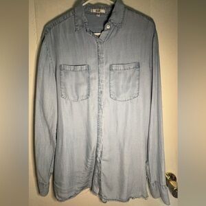 Papaya Cloth & Stone Denim Light Blue Button-Up Shirt